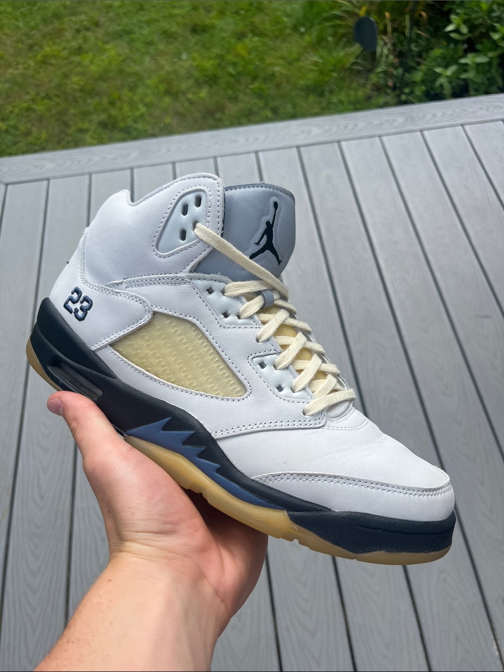 Jordan 5 Retro “A Ma Maniére Dawn”